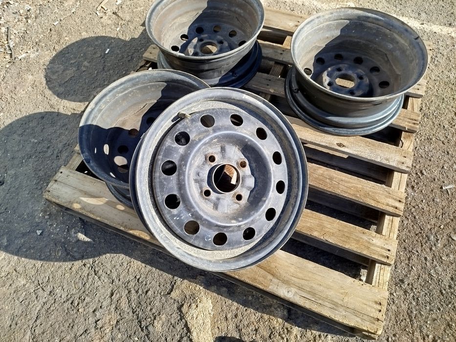 15 цола 4 х 114,3 Хюндай Соната / КИЯ / Митсубиши - 6 инча / ЕТ 46