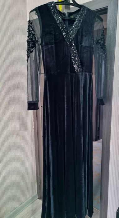 Продаю вечернее платье