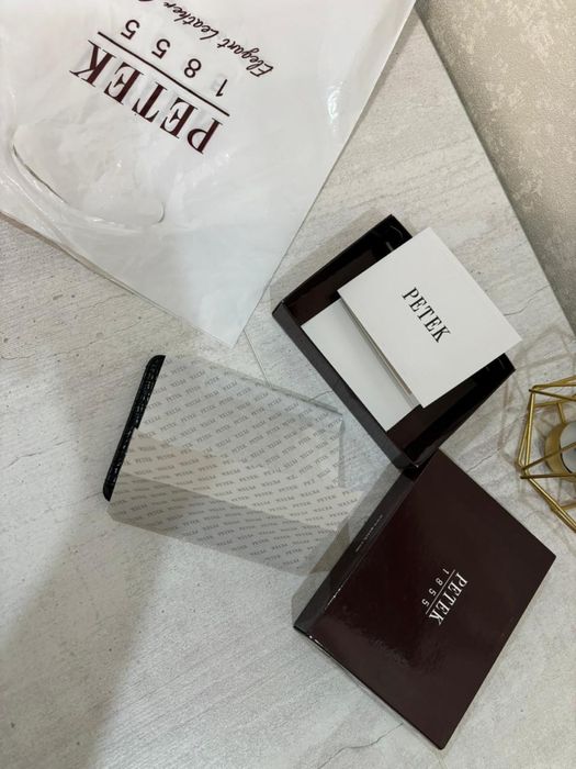 Картхолдер   Petek