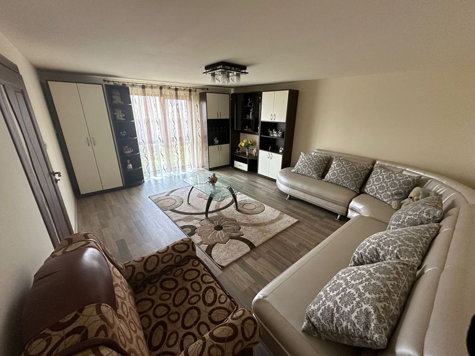 Teren 520 mp cu 2 case – Strejnicu