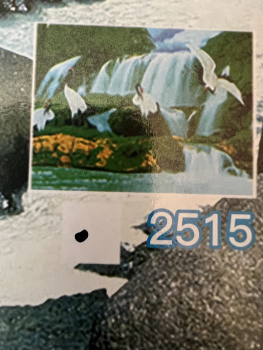 Часовник със светеща картинка, звуци от природата и аналогов часовник.