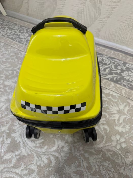 Срочнооо детский чемодан