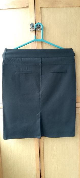 Новая юбка школьная/офисная.