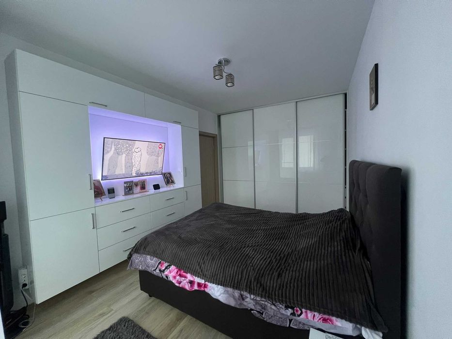 Vând apartament cu 1 dormitor și living – Florești, zona Terra