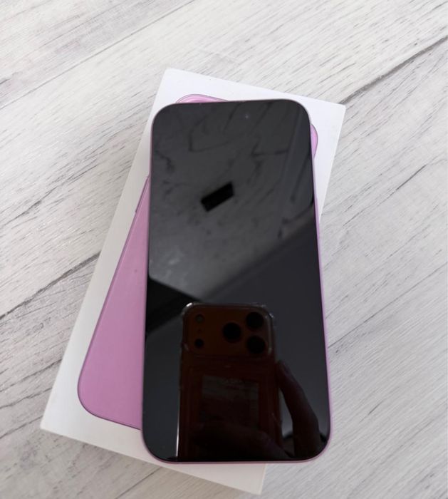 Iphone 16 128г с каропбой