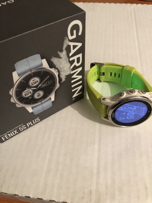 Garmin Fenix 5S plus