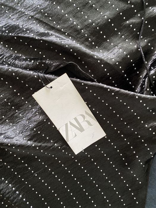 Чисто нова рокля Зара, размер М