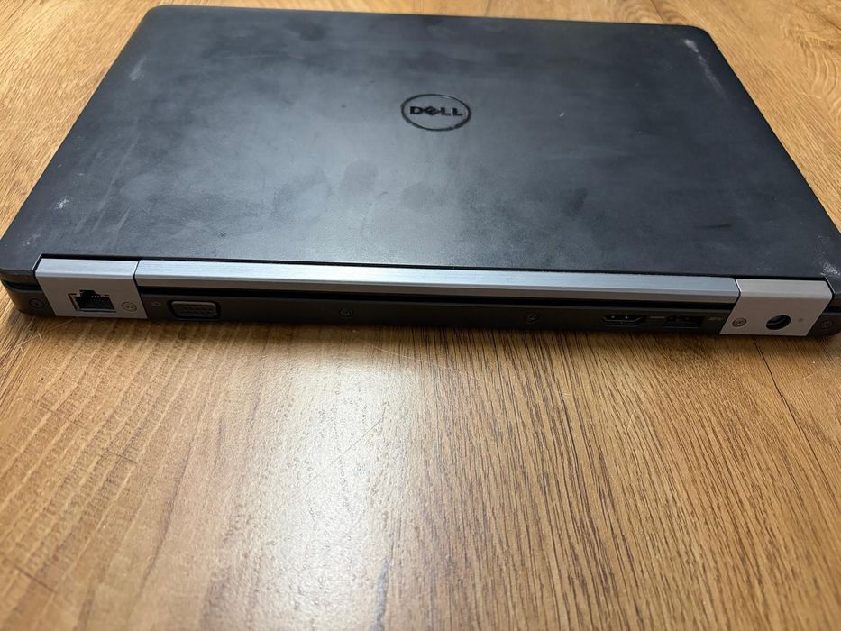 Laptop Dell Latitude E5270