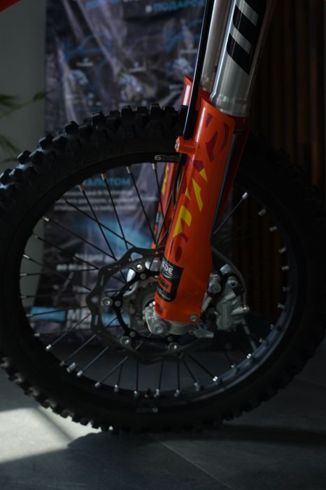 Ktm exc 300 tbi six days 2025