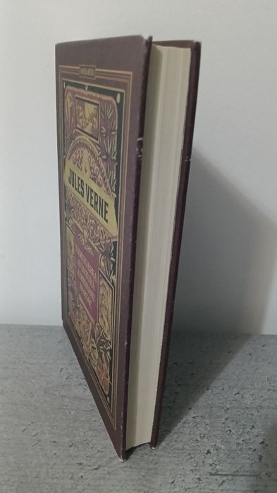 „Uimitoarea aventură a misiunii barsac" - Jules Verne