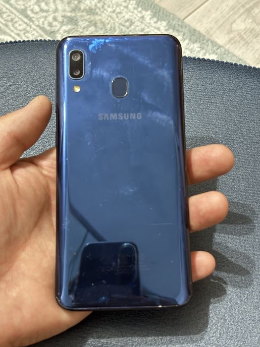 Samsung а20 3/32 4000ам