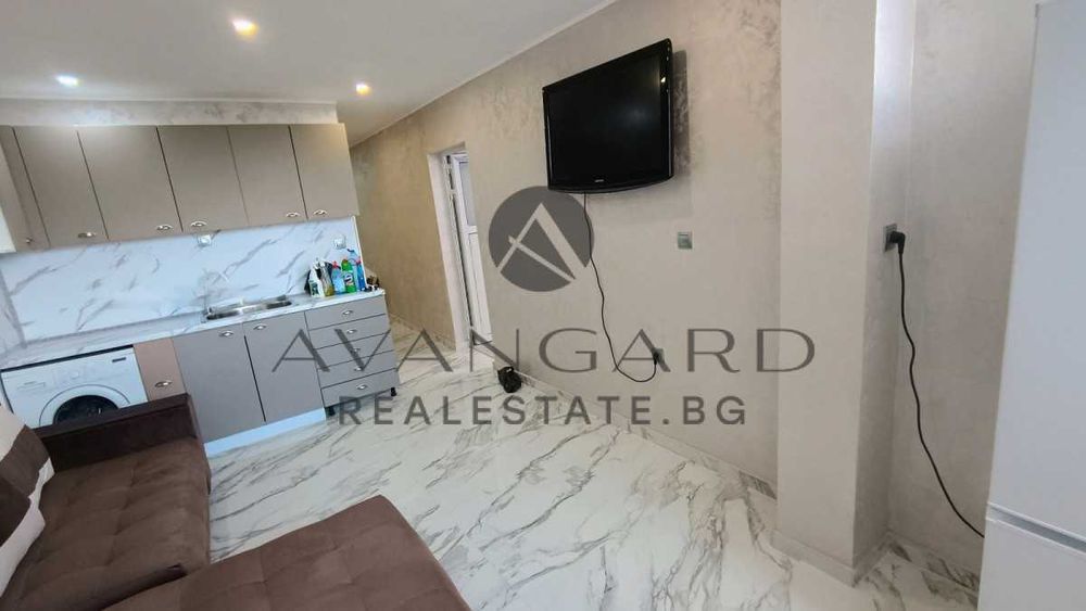 Продава се Двустаен апартамент в Пловдив, Изгрев - 45 кв.м за 1502 €/кв.м - Снимка #1