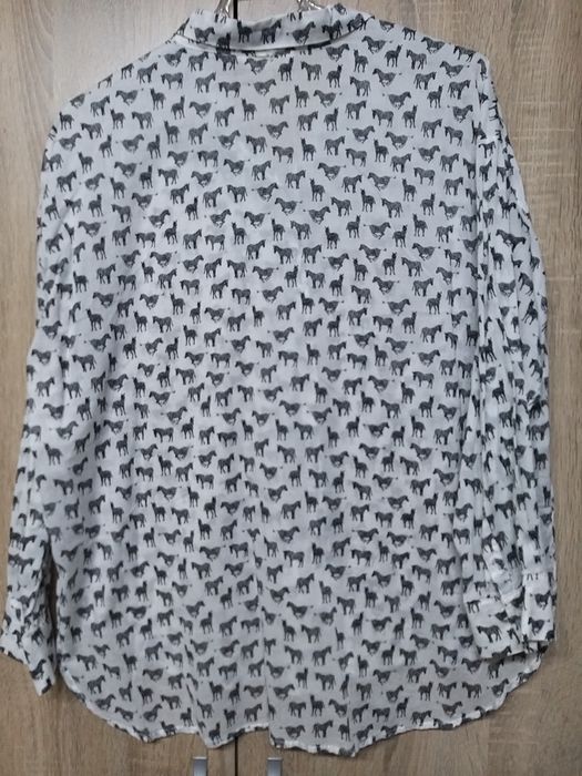 Дамски ризи - размер М/ Л