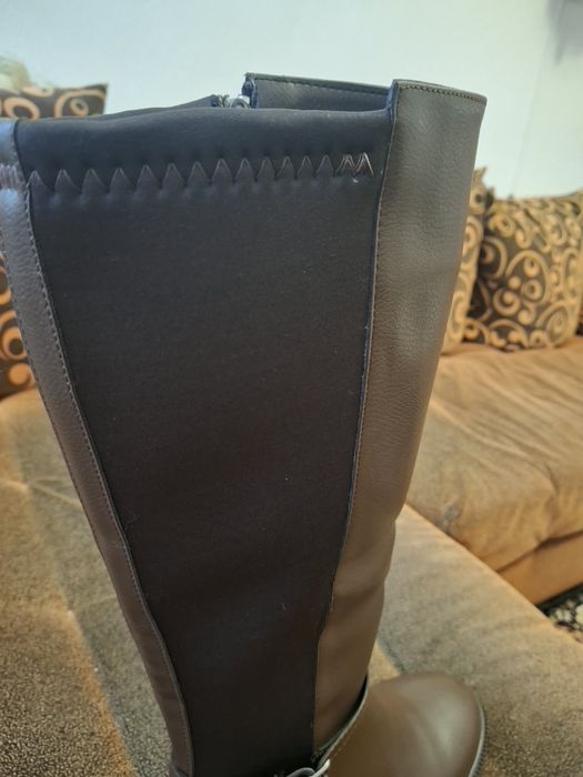 Нови кафяви ботуши 40 размер