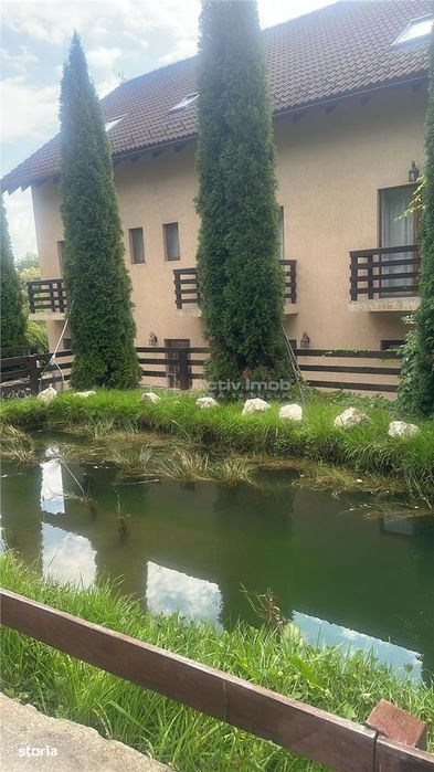 Vila P +E+M ,  Moieciu de Jos - Bran (   InchiriereVanzare Variante )