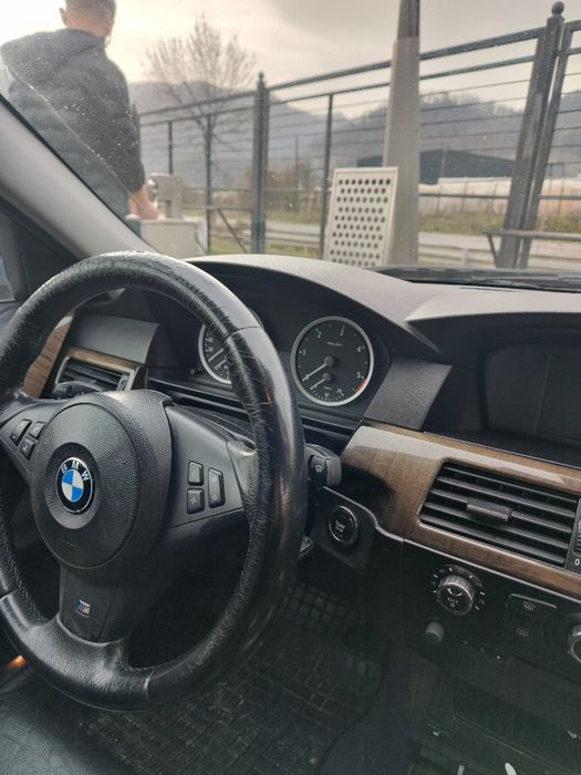 Vând schimb bmw e61