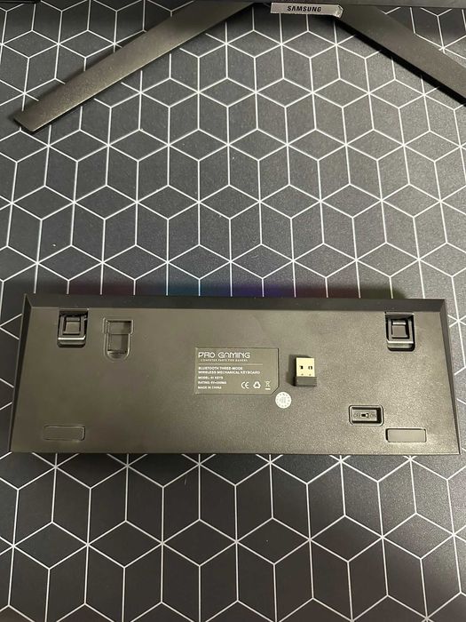 Vând Tastatura Gaming PRO GAMING VENOM K1 - NOUA