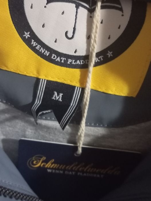 Schmuddelwedda дождевик