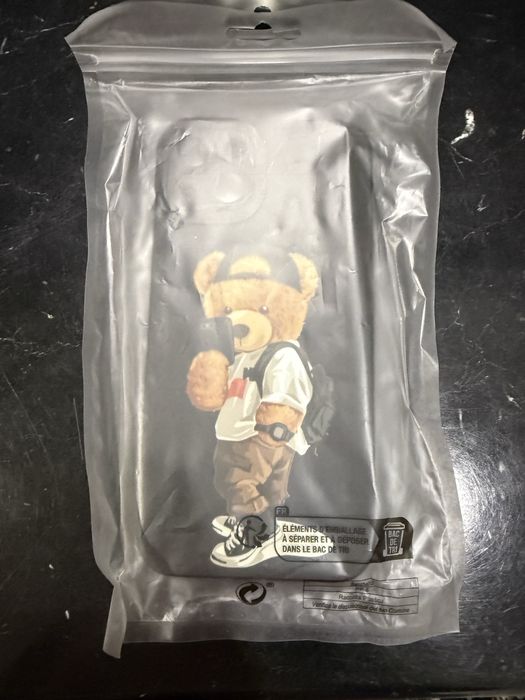 Продавам кейс за iphone 13 и 15