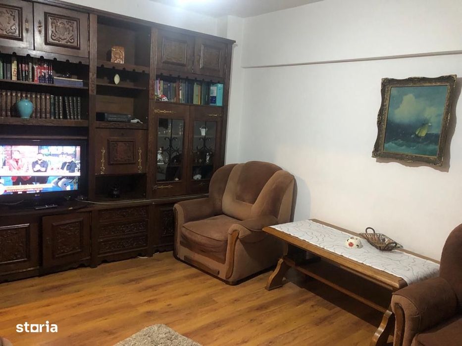 Apartament decomandat zona Calea București
