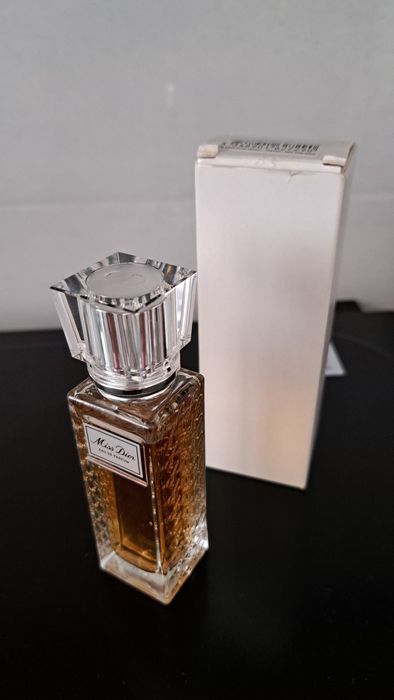 Продам духи Miss Dior