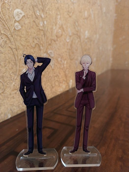 Акриловый стенд аниме.