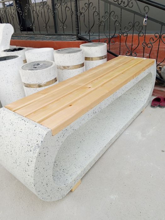 Скамейка мраморны