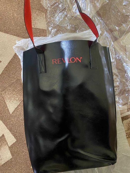 Дамска чанта Revlon