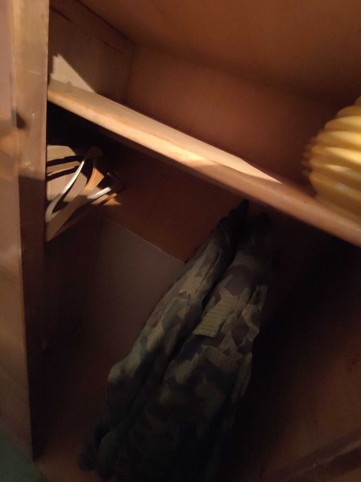 Старинен гардероб