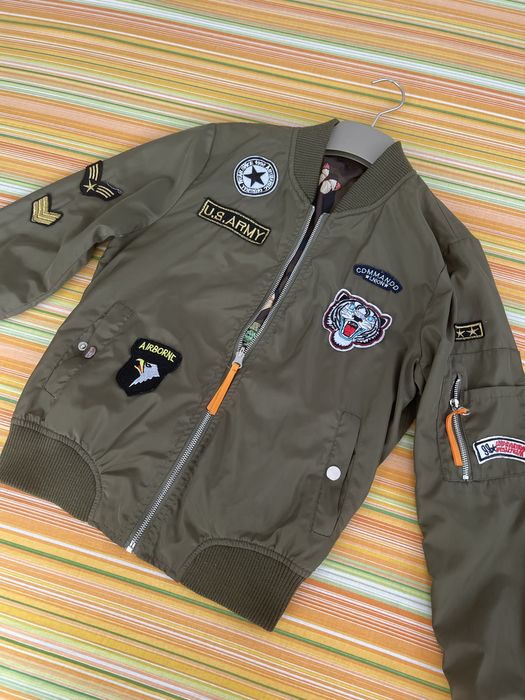 Двулицево яке в тъмно зелено