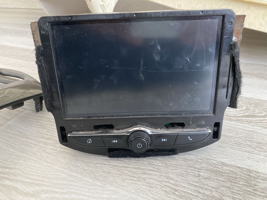 My link manitor sotiladi