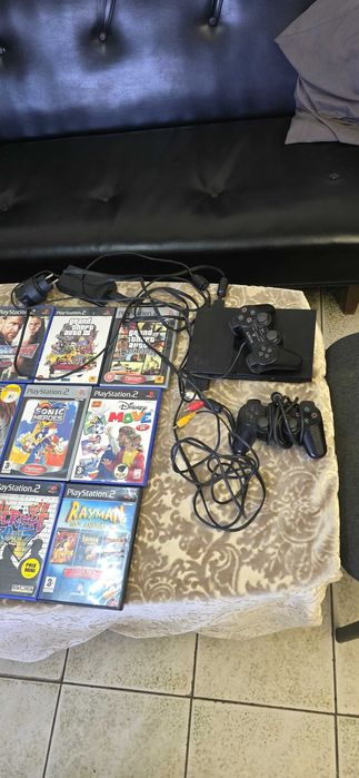 Продавм Playstation 2