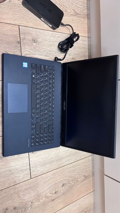 Мощный ноутбук ASUS (из офиса)