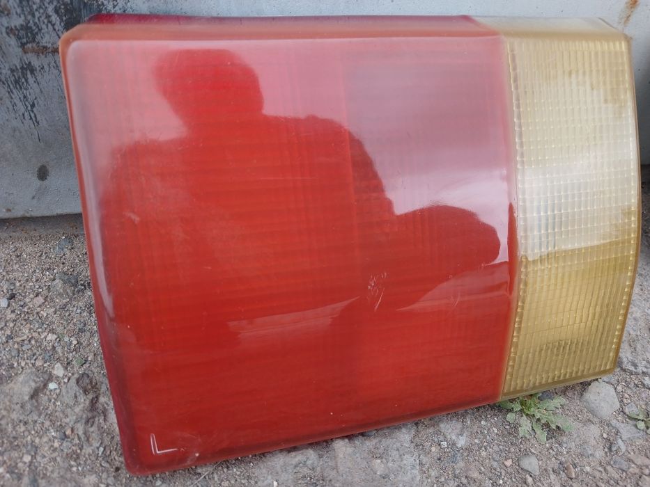 Фары багажника ауди 80 Б3