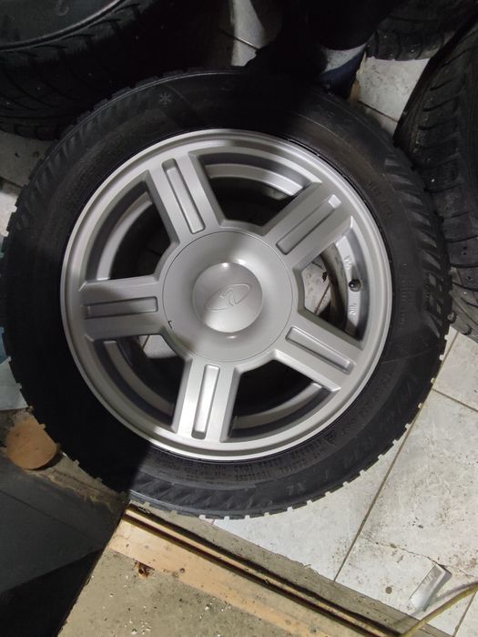 Продам торусы r14 175/65 зимний