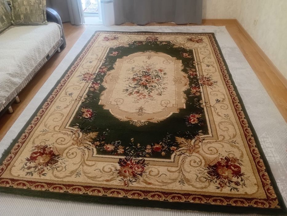 Продам  срочно ковер