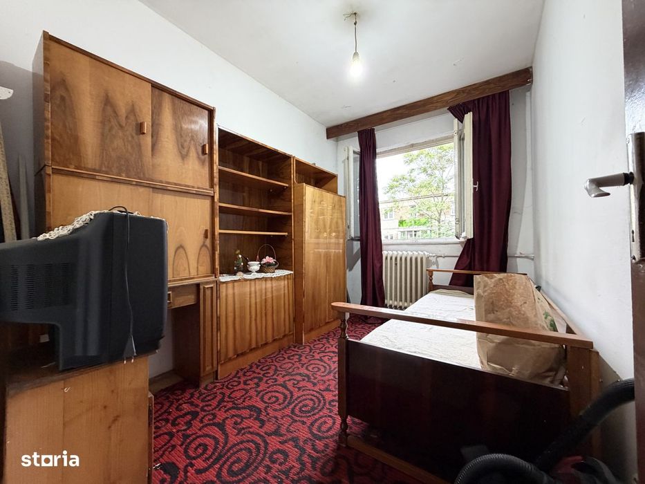 Apartament 3 camere, 50 mp utili, etaj 3, zona - Dacia