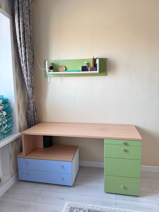 Продам детский шкаф + стол