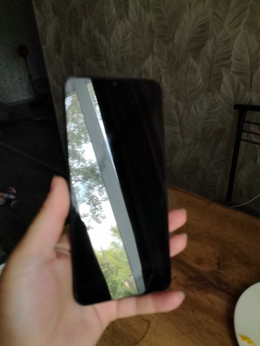 Телефон на запчасти