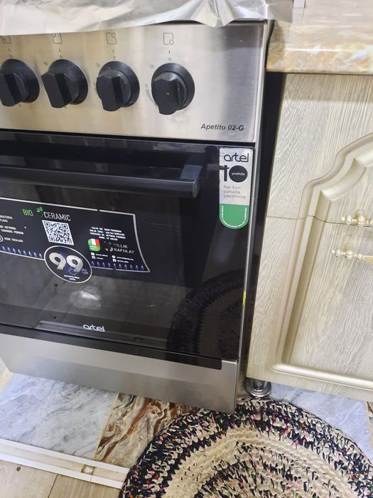 Kuxinniy mebel + gaz+vitishka