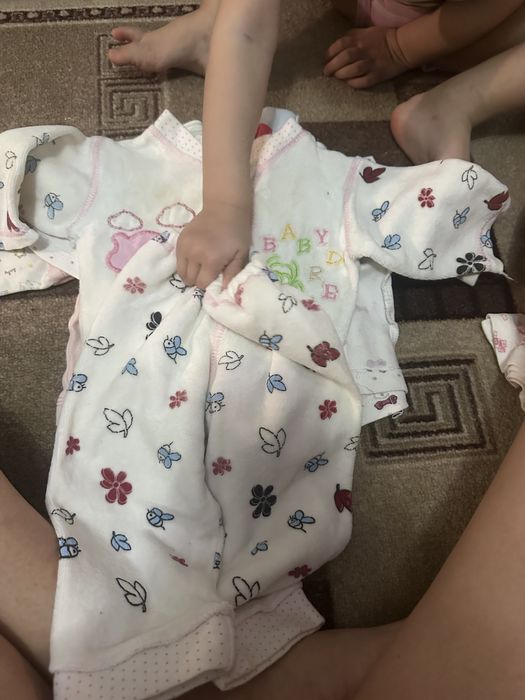 На девочку с рождения до года