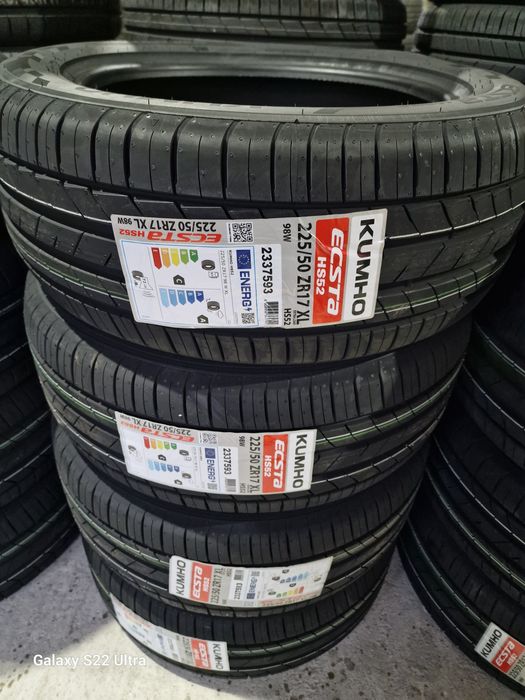 225 50 17 KUMHO EKSTA HS52  DOT 25 Замъка Ямбол