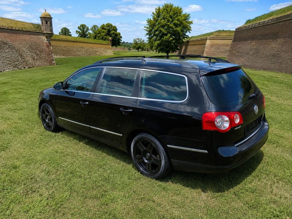 Volkswagen Passat model 2011 euro 5