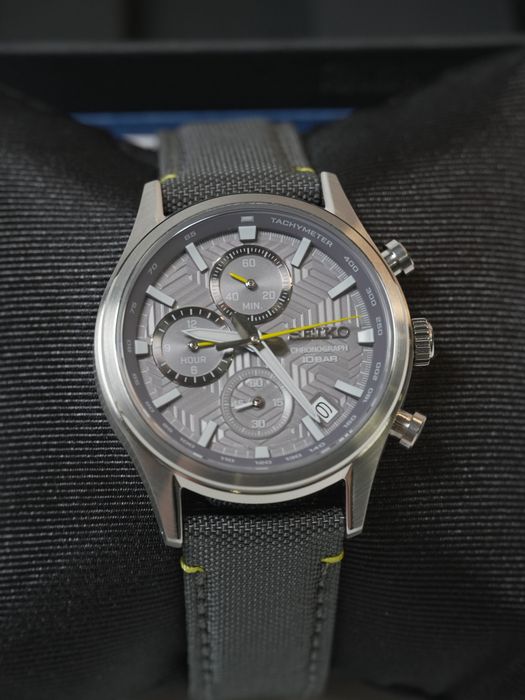 Часы Seiko SSB423P1 кварцевые