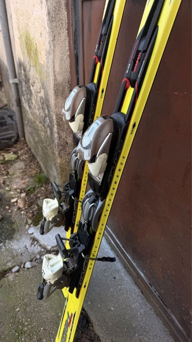 Schiuri Volkl in stare buna