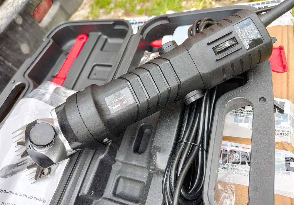 Masina de tuns oi Campion Ural 1000w Russia!Transport 20l3i!