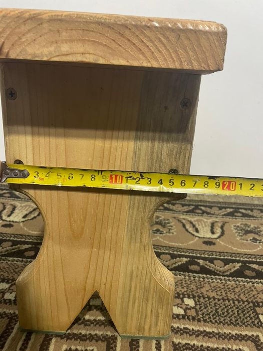 Табурет из Соснового дерева