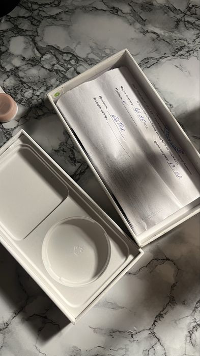 Iphone 13 розовый