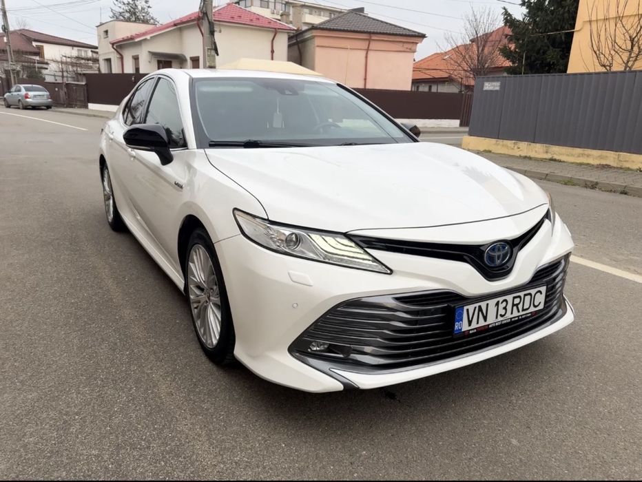 Toyota Camry Hybrid