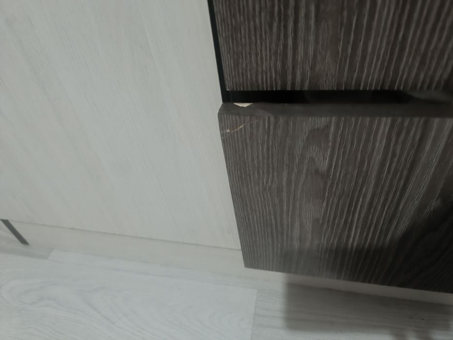 Шифонер для спальной комнаты.